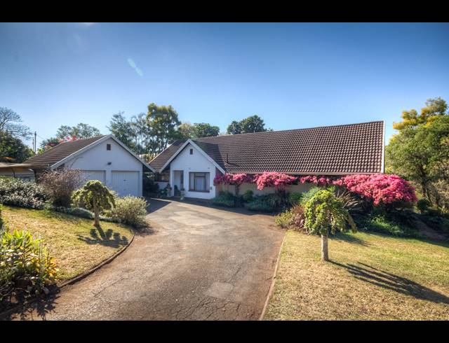 4 BEDROOM HOUSE FOR SALE IN FOREST HILLS